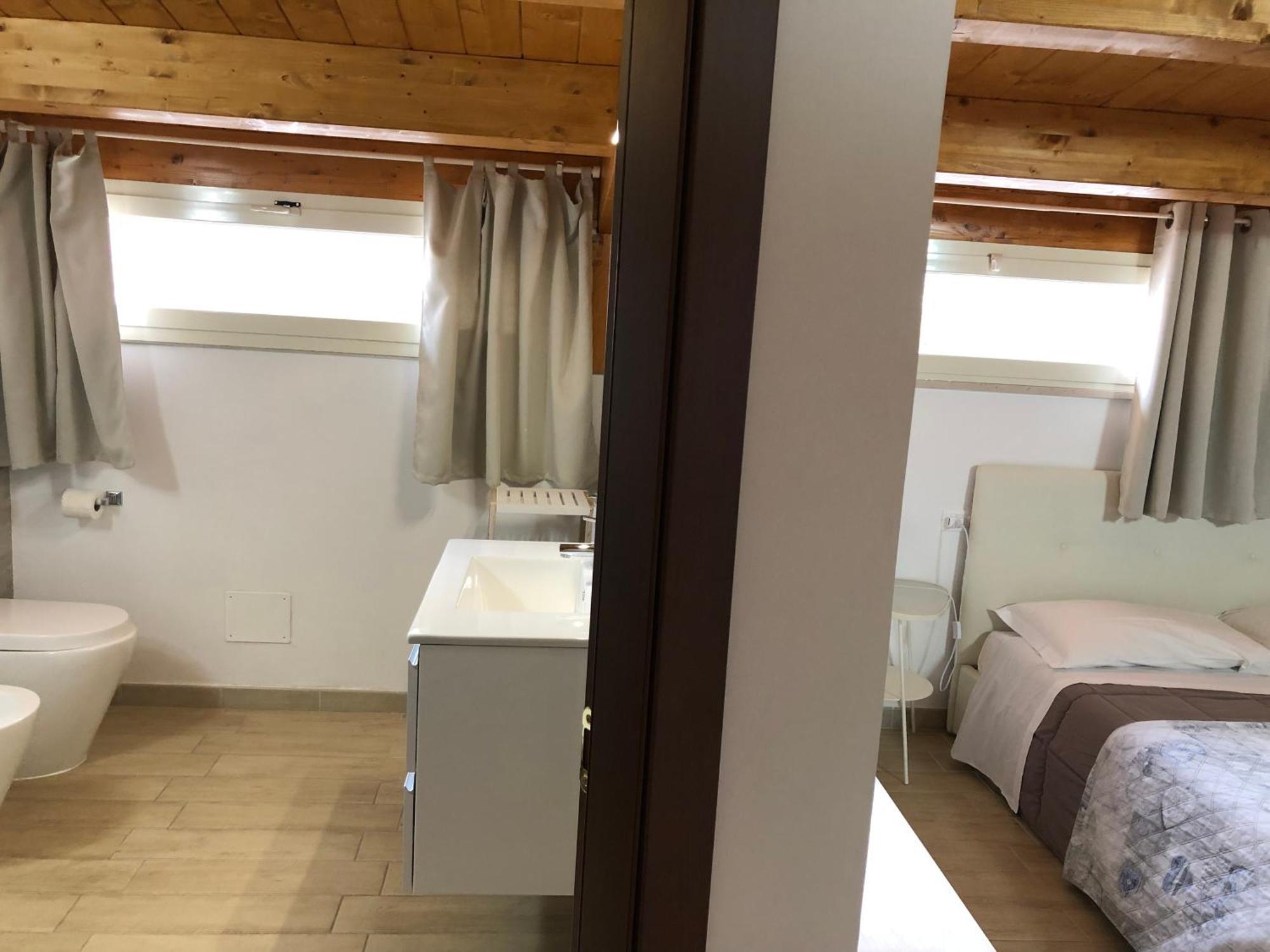 B&B Le Mansarde Пескара Екстериор снимка